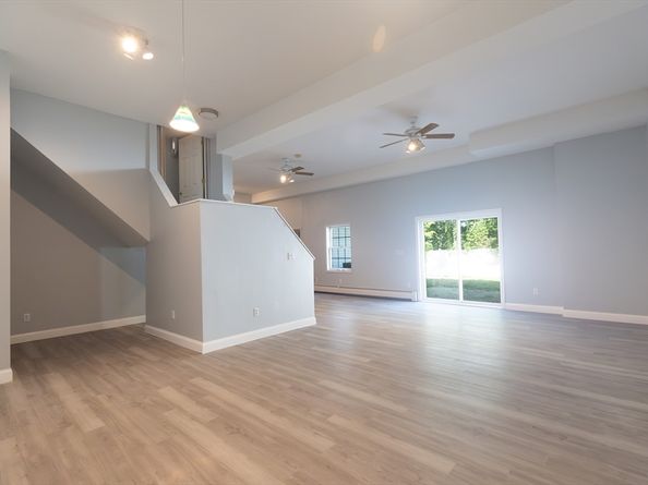 126 Dyer St, Gardner MA 01440