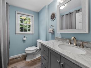 19 King Philip Path, Mendon MA 01756