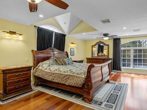 19 King Philip Path, Mendon MA 01756