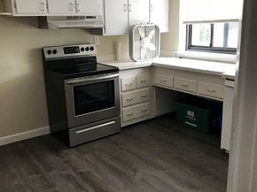 14 Ashland St 2R, Worcester MA 01609