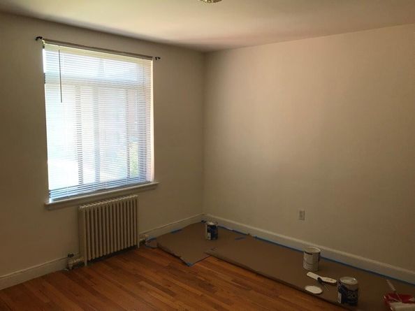 14 Ashland St 2R, Worcester MA 01609