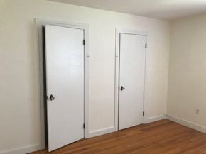14 Ashland St 2R, Worcester MA 01609