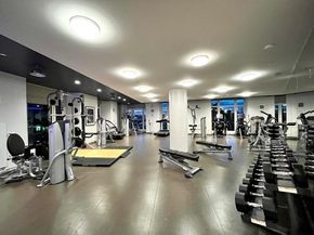 100 Lovejoy Wharf 8M, Boston MA 02114
