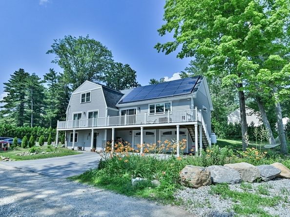 20 Lakeview Road, Webster MA 01570