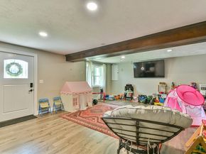 20 Lakeview Road, Webster MA 01570