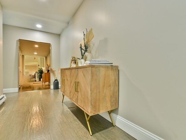 20 Lakeview Road, Webster MA 01570