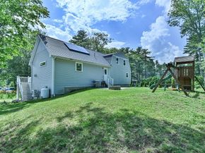 20 Lakeview Road, Webster MA 01570