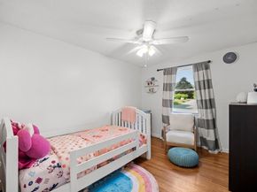 28 Holly St, Oxford MA 01540