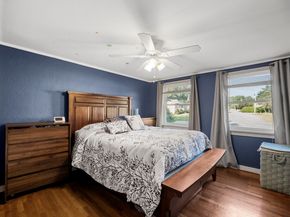 28 Holly St, Oxford MA 01540