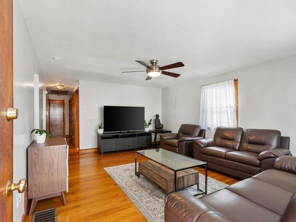 49 Tappan St, Everett MA 02149