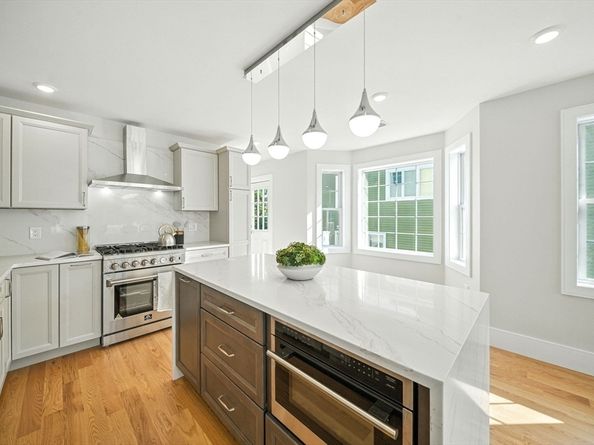 17 Bond St 2, Somerville MA 02145