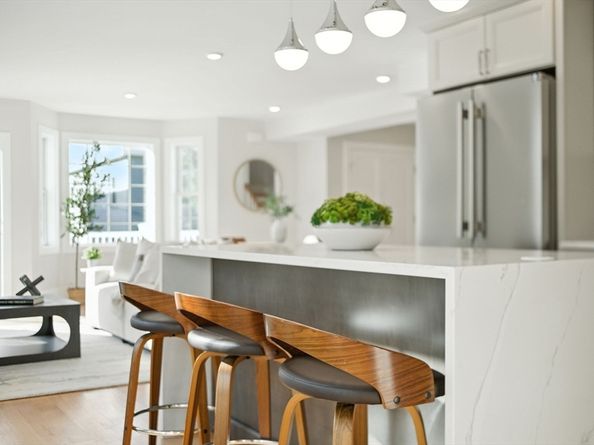 17 Bond St 2, Somerville MA 02145