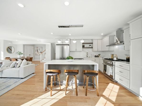 17 Bond St 2, Somerville MA 02145