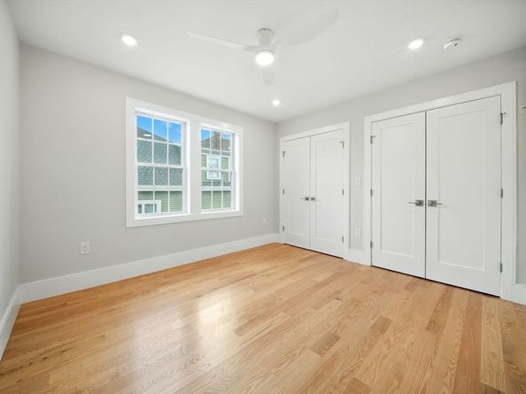 17 Bond St 2, Somerville MA 02145