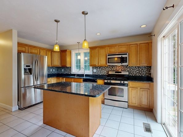 29 Ellis Ave, West Bridgewater MA 02379