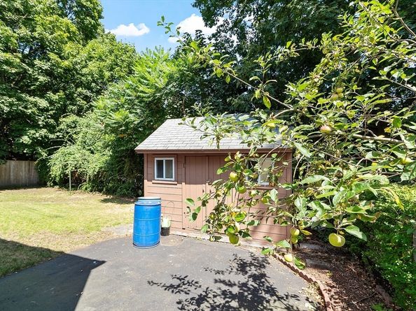 31 Spring View Dr, Lynn MA 01904