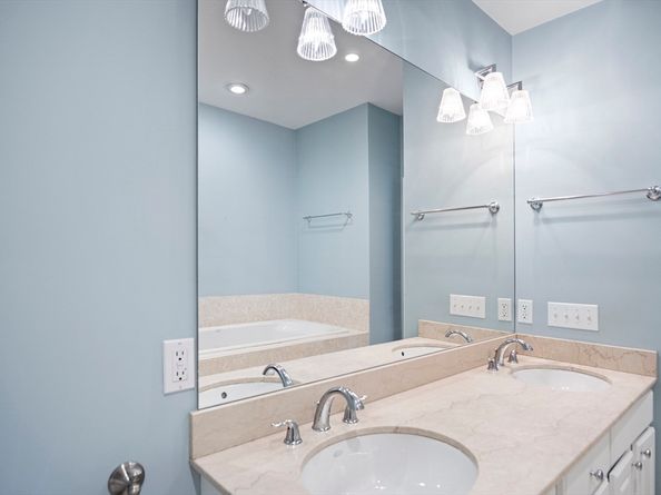 141 Johnson Woods Drive 141, Reading MA 01867