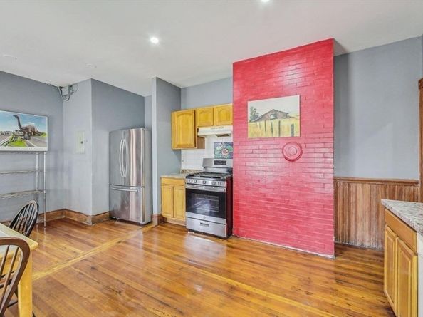 472 Warren, Boston MA 02119