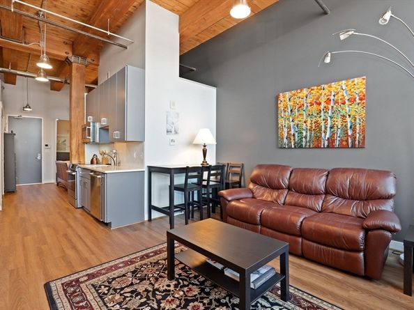63 Melcher St 307, Boston MA 02127