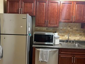 10 Hemans 9, Worcester MA 01605