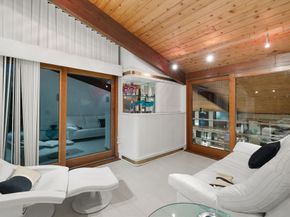 133 Oak Hill Street, Newton MA 02459