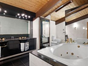 133 Oak Hill Street, Newton MA 02459