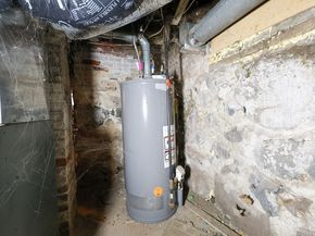 106 Williams Ave, Lynn MA 01902