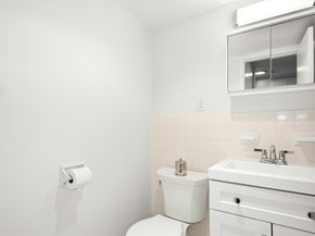 6 Whittier Pl 8F, Boston MA 02114