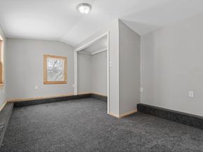 85 Roosevelt Ave, Athol MA 01331