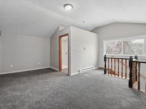 85 Roosevelt Ave, Athol MA 01331