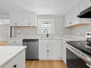 85 Roosevelt Ave, Athol MA 01331