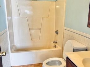 8-12 Nichols St, Gardner MA 01440