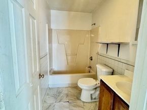 8-12 Nichols St, Gardner MA 01440