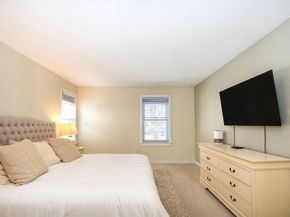 5 Blueberry Ct 5, Rockland MA 02370