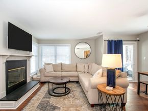 5 Blueberry Ct 5, Rockland MA 02370