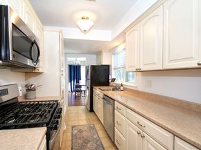 5 Blueberry Ct 5, Rockland MA 02370