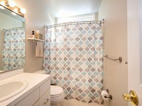 5 Blueberry Ct 5, Rockland MA 02370