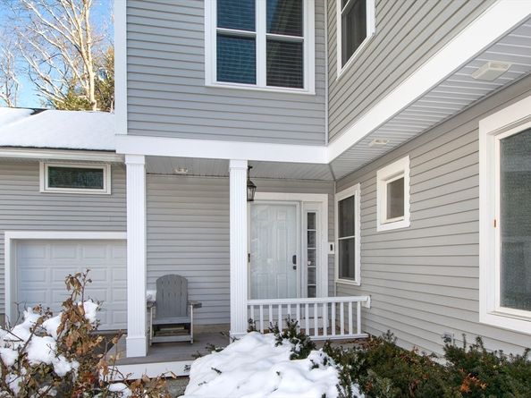 5 Blueberry Ct 5, Rockland MA 02370