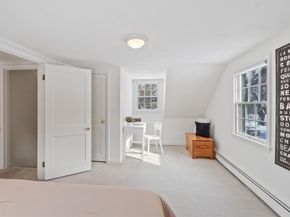 82 Ash St, Concord MA 01742