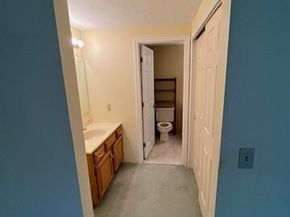 920 Ridgefield Cir C, Clinton MA 01510