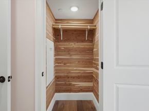 151 High 3B, Newburyport MA 01950