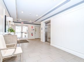 4 Francis Dr 312, Andover MA 01810