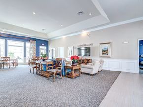 4 Francis Dr 312, Andover MA 01810