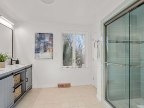 183 Kings Grant Rd, Weston MA 02493