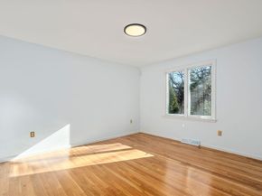 183 Kings Grant Rd, Weston MA 02493