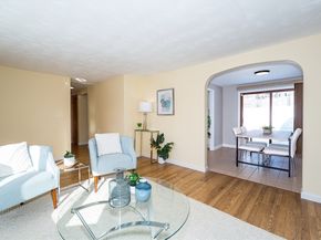 43 Charles St, Natick MA 01760