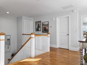 15 Rowell Ln 15, Middleton MA 01949