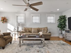 15 Rowell Ln 15, Middleton MA 01949