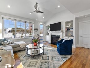 15 Rowell Ln 15, Middleton MA 01949