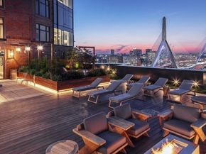 100 Lovejoy Wharf 11D, Boston MA 02114